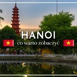 Hanoi, stolica Wietnamu, z pagodą i palmą nad jeziorem.