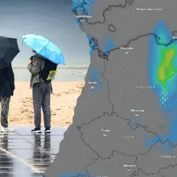 Deszcz nad morzem, ludzie z parasolami. Mapa pogody pokazuje burze nad Polską, dając najbardziej wiarygodną pogodę nad morzem.