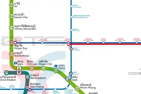 Mapa metra w Bangkoku, z zaznaczoną linią do lotniska Suvarnabhumi.