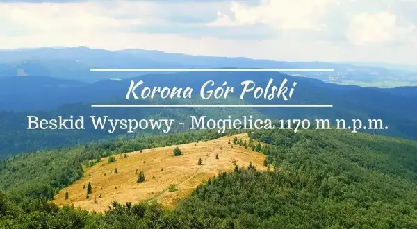 Widok na Beskid Wyspowy - Mogielicę, jeden z pięknych beskidy szczyty. W tle łagodne pasma górskie i błękitne niebo.