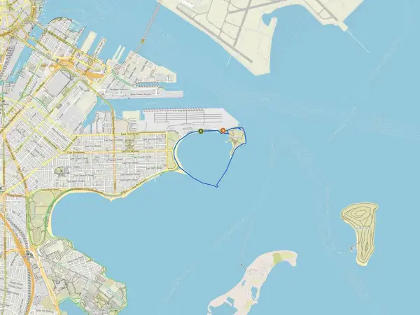 Mapa pokazuje, gdzie leży Boston, z zaznaczonymi ulicami, lotniskiem i wyspami na wodzie.