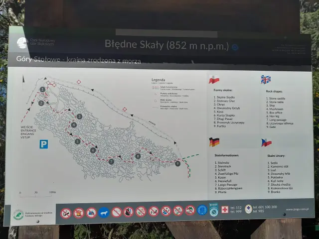 Mapa turystyczna Błędnych Skał w Górach Stołowych, z zaznaczonymi szlakami, punktami widokowymi i formami skalnymi.